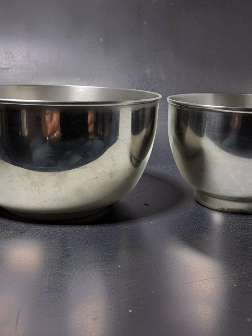 Vintage Stainless Steel Lipped Bottom Made in the US Mixing Bowls